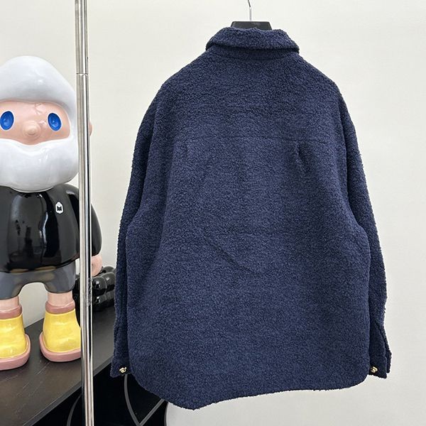 完売人気 ミュウミュウ ブークレブルゾン ジャケット 偽物
